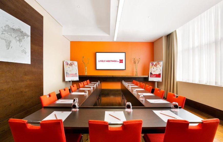 ibis Dubai Al Rigga | هتل ایبیس ال ریگا
