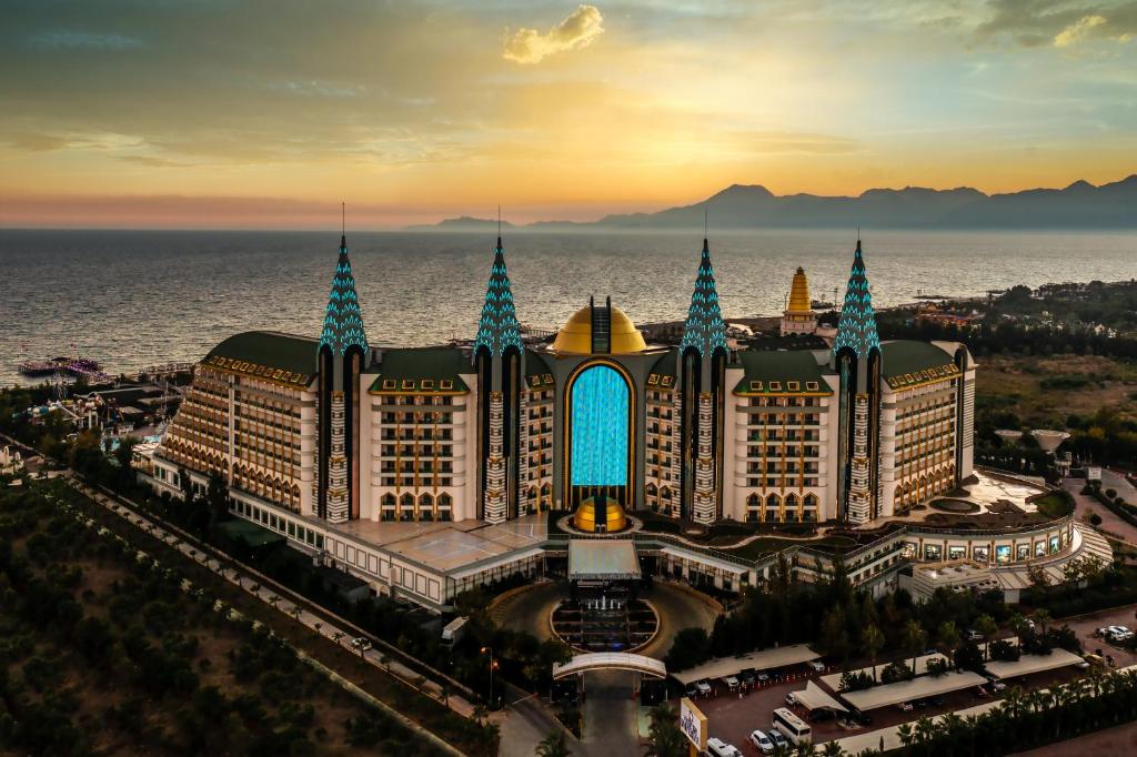 Delphin Imperial Hotel Antalya | هتل دلفین ایمپریال