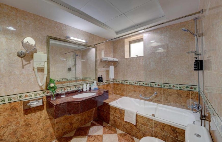 Hotel Howard Johnson Plaza Dubai | هتل هاوارد جانسون پلازا