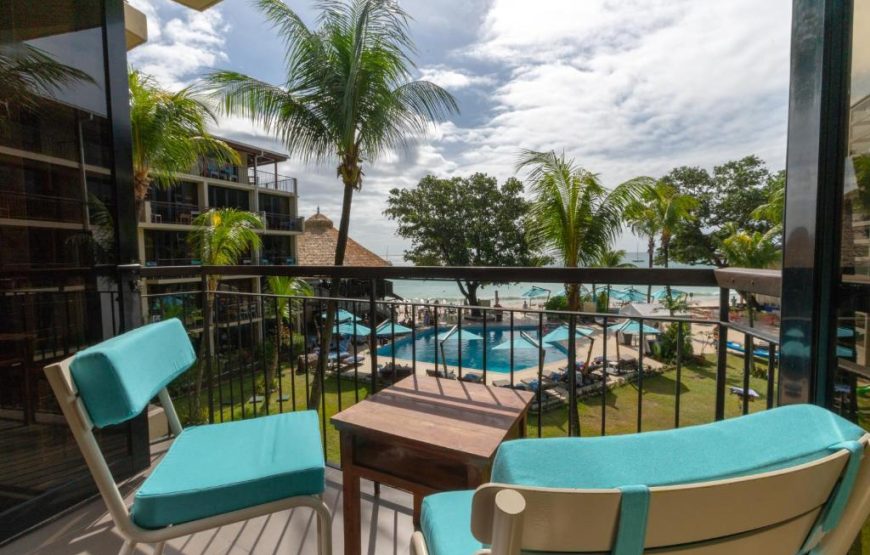 Coral Strand Hotel | هتل کرال استرند