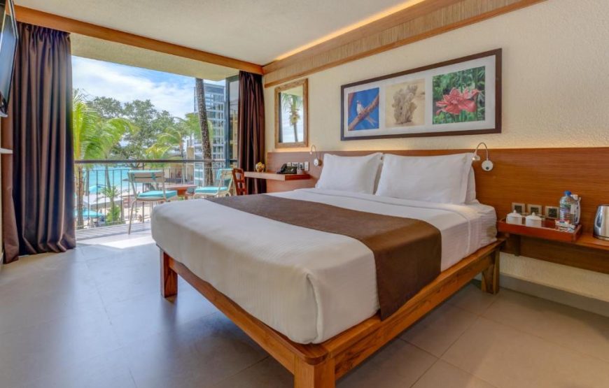 Coral Strand Hotel | هتل کرال استرند
