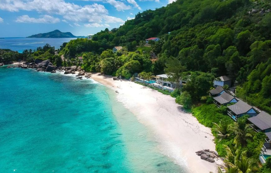 Carana Beach Hotel | هتل کارنا بیچ سیشل