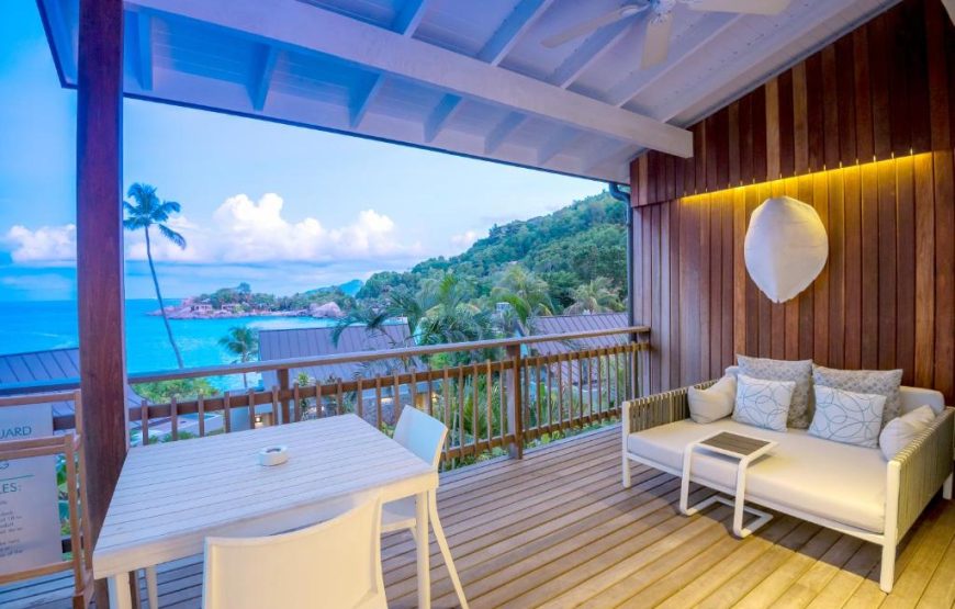 Carana Beach Hotel | هتل کارنا بیچ سیشل