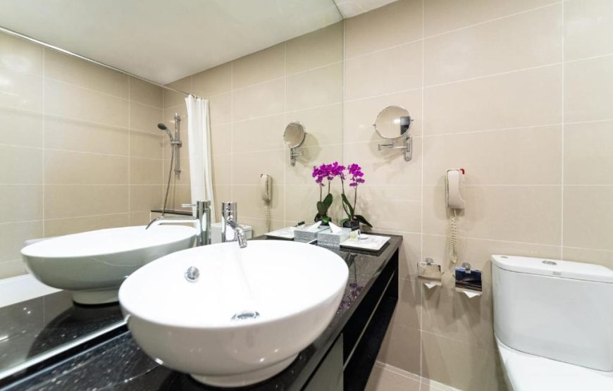 Hotel Royal Queens Singapore | هتل رویال ات کویینز سنگاپور