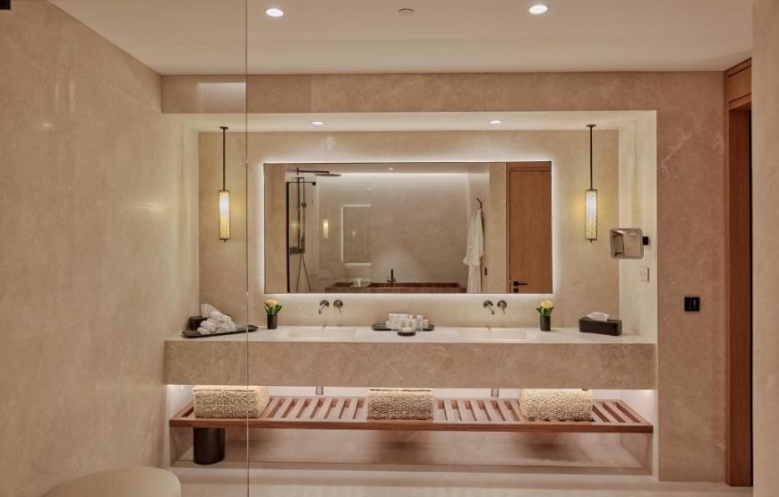 the ritz carlton Hotel | ريتز کارلتون