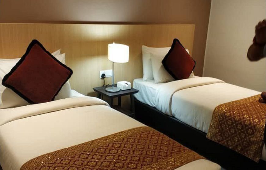 Pacific Express Hotel China Town | پسفیک اکسپرس هتل چین تاون
